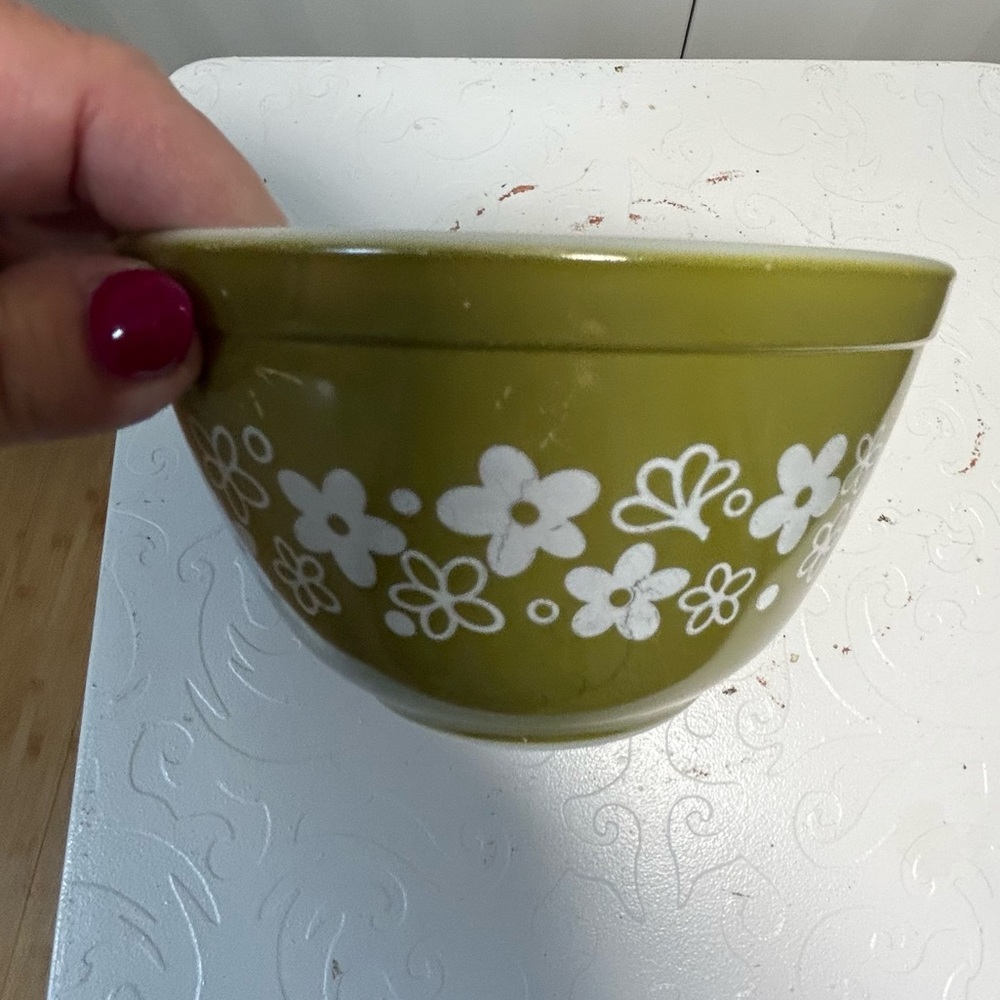 PYREX 401 (1.5 pint) green white Spring Blossom Crazy Daisy